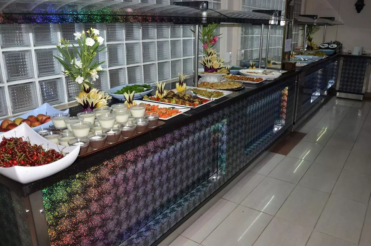KLEOPATRA BALIK ALANYA HOTEL FOOD (Copy).jpg